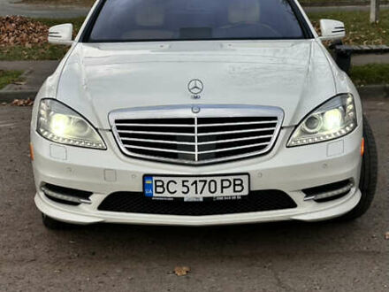 Мерседес С Класс 2010 в Львове на Automoto.ua Белый Мерседес С Класс, объемом двигателя 5.51 л и пробегом 264 тыс. км за 18500 $, фото 1 на Automoto.ua