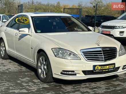 Мерседес С Класс 2011 в Черновцах на Automoto.ua Белый Мерседес С Класс, объемом двигателя 2.99 л и пробегом 291 тыс. км за 19000 $, фото 1 на Automoto.ua