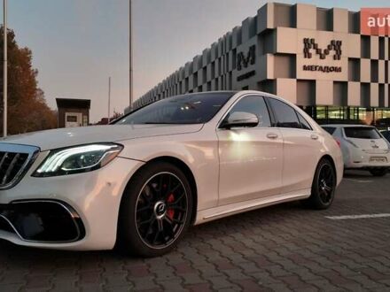 Белый Мерседес С Класс, объемом двигателя 3.5 л и пробегом 150 тыс. км за 34200 $, фото 1 на Automoto.ua