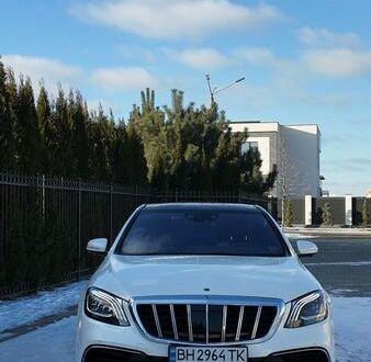 Белый Мерседес С Класс, объемом двигателя 3.5 л и пробегом 155 тыс. км за 32500 $, фото 1 на Automoto.ua