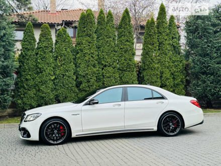Белый Мерседес С Класс, объемом двигателя 5.5 л и пробегом 100 тыс. км за 39999 $, фото 1 на Automoto.ua