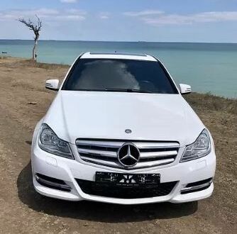 Мерседес С Класс 2014 в Одессе на Automoto.ua Белый Мерседес С Класс, объемом двигателя 1.8 л и пробегом 93 тыс. км за 15300 $, фото 1 на Automoto.ua