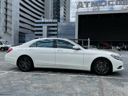 Белый Мерседес С Класс, объемом двигателя 4.7 л и пробегом 155 тыс. км за 30900 $, фото 1 на Automoto.ua