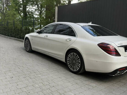 Белый Мерседес С Класс, объемом двигателя 5.98 л и пробегом 116 тыс. км за 46000 $, фото 1 на Automoto.ua