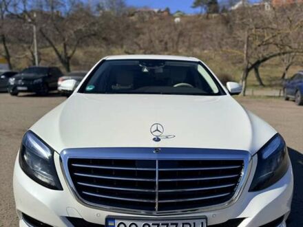 Белый Мерседес С Класс, объемом двигателя 3 л и пробегом 76 тыс. км за 43999 $, фото 1 на Automoto.ua