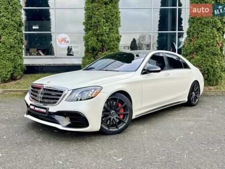 Белый Мерседес С Класс, объемом двигателя 5.46 л и пробегом 64 тыс. км за 67999 $, фото 1 на Automoto.ua