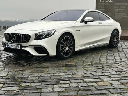 Белый Мерседес С Класс, объемом двигателя 3.98 л и пробегом 75 тыс. км за 60500 $, фото 1 на Automoto.ua