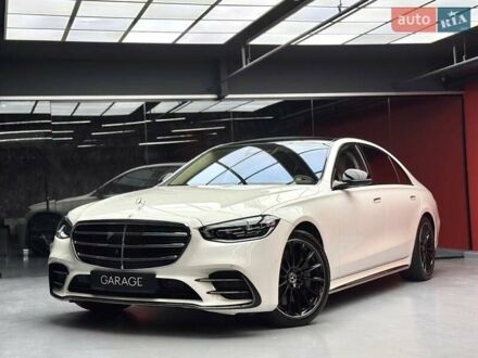 Білий Мерседес С Клас, об'ємом двигуна 3 л та пробігом 2 тис. км за 157700 $, фото 1 на Automoto.ua