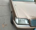 Мерседес С Класс 1996 в Золотоноше на Automoto.ua Бежевый Мерседес С Класс, объемом двигателя 3.2 л и пробегом 381 тыс. км за 4200 $, фото 1 на Automoto.ua