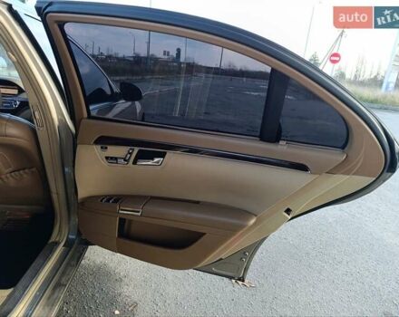 Бежевый Мерседес С Класс, объемом двигателя 4.7 л и пробегом 389 тыс. км за 12500 $, фото 69 на Automoto.ua