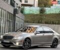 Бежевый Мерседес С Класс, объемом двигателя 5.5 л и пробегом 247 тыс. км за 14999 $, фото 1 на Automoto.ua