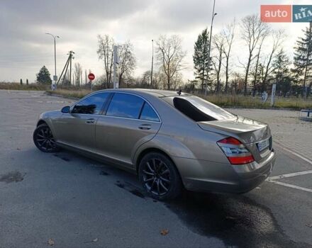 Бежевый Мерседес С Класс, объемом двигателя 4.7 л и пробегом 389 тыс. км за 12500 $, фото 2 на Automoto.ua