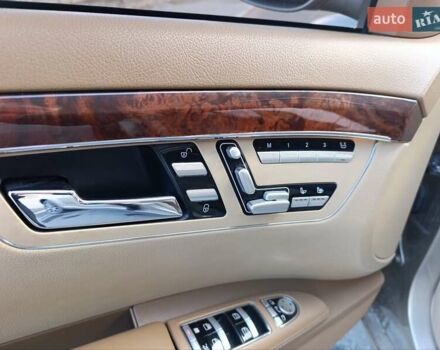 Бежевый Мерседес С Класс, объемом двигателя 4.7 л и пробегом 389 тыс. км за 12500 $, фото 51 на Automoto.ua