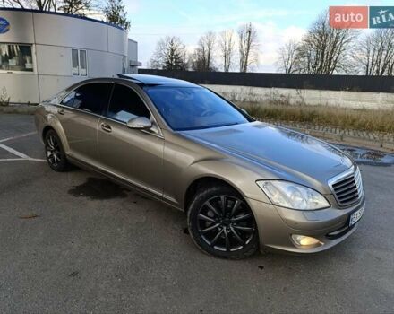 Бежевый Мерседес С Класс, объемом двигателя 4.7 л и пробегом 389 тыс. км за 12500 $, фото 30 на Automoto.ua