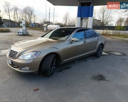 Бежевый Мерседес С Класс, объемом двигателя 4.7 л и пробегом 389 тыс. км за 12500 $, фото 6 на Automoto.ua
