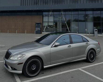 Бежевий Мерседес С Клас, об'ємом двигуна 5.5 л та пробігом 225 тис. км за 19000 $, фото 2 на Automoto.ua