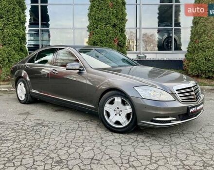Бежевый Мерседес С Класс, объемом двигателя 6 л и пробегом 120 тыс. км за 44999 $, фото 2 на Automoto.ua