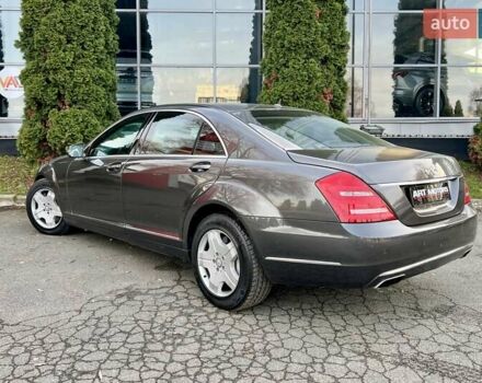 Бежевый Мерседес С Класс, объемом двигателя 6 л и пробегом 120 тыс. км за 44999 $, фото 5 на Automoto.ua