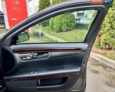 Бежевый Мерседес С Класс, объемом двигателя 6 л и пробегом 120 тыс. км за 44999 $, фото 44 на Automoto.ua