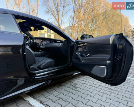 Черный Мерседес С Класс, объемом двигателя 4.7 л и пробегом 130 тыс. км за 57000 $, фото 13 на Automoto.ua