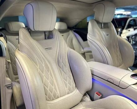 Черный Мерседес С Класс, объемом двигателя 5.46 л и пробегом 93 тыс. км за 63333 $, фото 4 на Automoto.ua