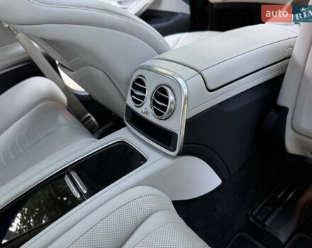 Черный Мерседес С Класс, объемом двигателя 3 л и пробегом 74 тыс. км за 58990 $, фото 58 на Automoto.ua