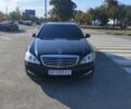 Черный Мерседес С Класс, объемом двигателя 5.5 л и пробегом 186 тыс. км за 12002 $, фото 1 на Automoto.ua