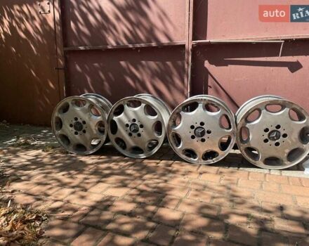 Черный Мерседес С Класс, объемом двигателя 3.2 л и пробегом 228 тыс. км за 8000 $, фото 33 на Automoto.ua