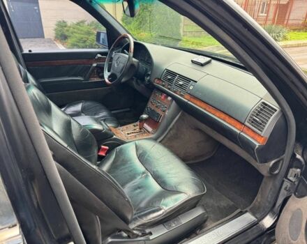 Черный Мерседес С Класс, объемом двигателя 6 л и пробегом 390 тыс. км за 4000 $, фото 13 на Automoto.ua