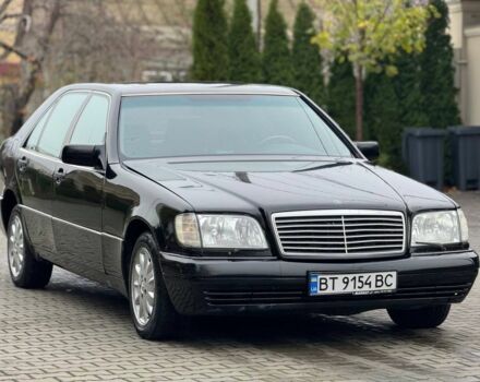 Черный Мерседес С Класс, объемом двигателя 6 л и пробегом 390 тыс. км за 4000 $, фото 2 на Automoto.ua
