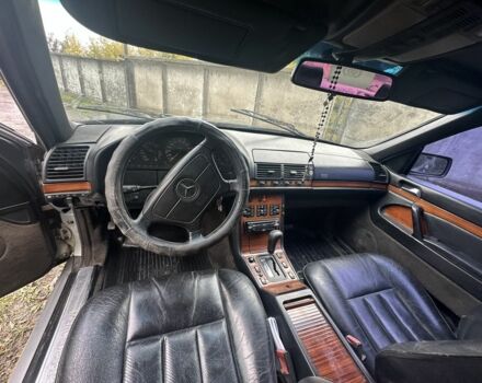 Чорний Мерседес С Клас, об'ємом двигуна 2.8 л та пробігом 400 тис. км за 3200 $, фото 2 на Automoto.ua