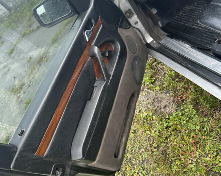 Черный Мерседес С Класс, объемом двигателя 2.8 л и пробегом 400 тыс. км за 3000 $, фото 7 на Automoto.ua