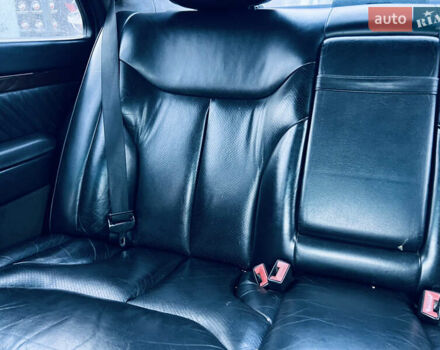 Черный Мерседес С Класс, объемом двигателя 3.5 л и пробегом 380 тыс. км за 3800 $, фото 11 на Automoto.ua