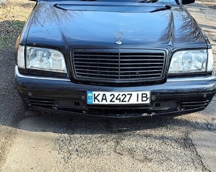 Черный Мерседес С Класс, объемом двигателя 3.2 л и пробегом 477 тыс. км за 3900 $, фото 5 на Automoto.ua