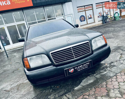 Черный Мерседес С Класс, объемом двигателя 3.5 л и пробегом 380 тыс. км за 3800 $, фото 2 на Automoto.ua
