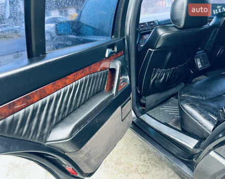 Черный Мерседес С Класс, объемом двигателя 3.5 л и пробегом 380 тыс. км за 3800 $, фото 18 на Automoto.ua