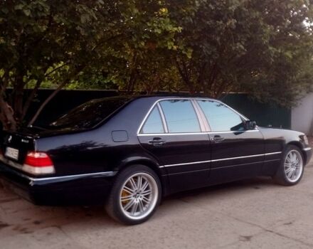 Черный Мерседес С Класс, объемом двигателя 3.4 л и пробегом 480 тыс. км за 6500 $, фото 1 на Automoto.ua