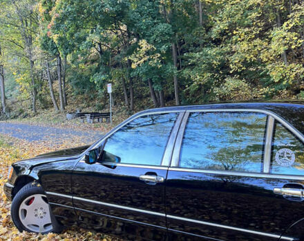 Черный Мерседес С Класс, объемом двигателя 5 л и пробегом 347 тыс. км за 23217 $, фото 5 на Automoto.ua