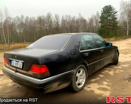 Черный Мерседес С Класс, объемом двигателя 3.2 л и пробегом 446 тыс. км за 5500 $, фото 5 на Automoto.ua