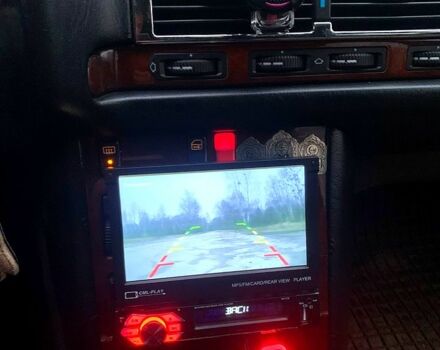 Черный Мерседес С Класс, объемом двигателя 3.2 л и пробегом 446 тыс. км за 5500 $, фото 10 на Automoto.ua