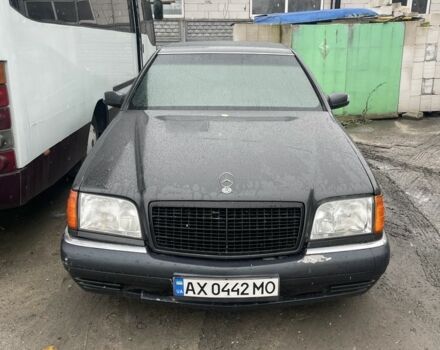 Черный Мерседес С Класс, объемом двигателя 4.2 л и пробегом 900 тыс. км за 2800 $, фото 1 на Automoto.ua