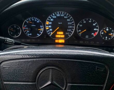 Черный Мерседес С Класс, объемом двигателя 3.2 л и пробегом 446 тыс. км за 5500 $, фото 8 на Automoto.ua
