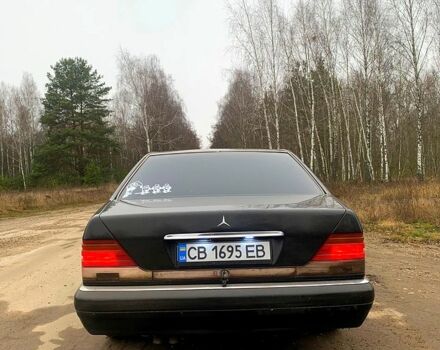 Черный Мерседес С Класс, объемом двигателя 3.2 л и пробегом 446 тыс. км за 5500 $, фото 4 на Automoto.ua