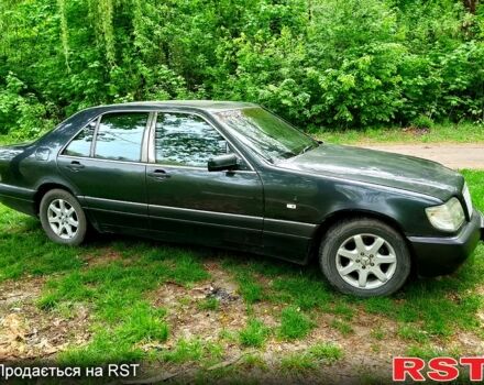 Черный Мерседес С Класс, объемом двигателя 3.4 л и пробегом 395 тыс. км за 2800 $, фото 7 на Automoto.ua