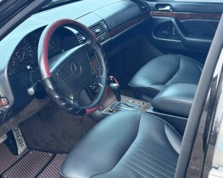 Черный Мерседес С Класс, объемом двигателя 3.5 л и пробегом 444 тыс. км за 6500 $, фото 4 на Automoto.ua