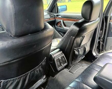 Мерседес С Клас 1995 у Тернополі на Automoto.ua Чорний Мерседес С Клас, об'ємом двигуна 3.2 л та пробігом 388 тис. км за 3500 $, фото 27 на Automoto.ua