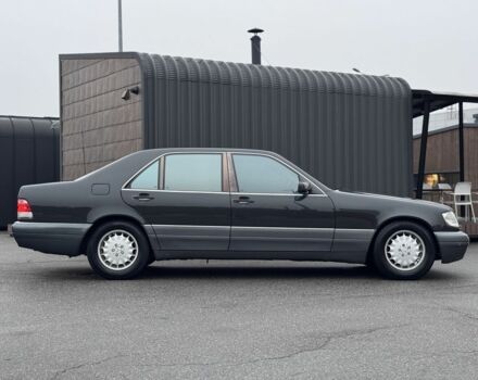 Черный Мерседес С Класс, объемом двигателя 3.2 л и пробегом 410 тыс. км за 7800 $, фото 5 на Automoto.ua