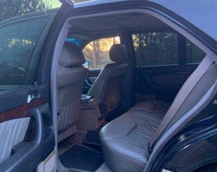 Черный Мерседес С Класс, объемом двигателя 3.2 л и пробегом 304 тыс. км за 4700 $, фото 15 на Automoto.ua