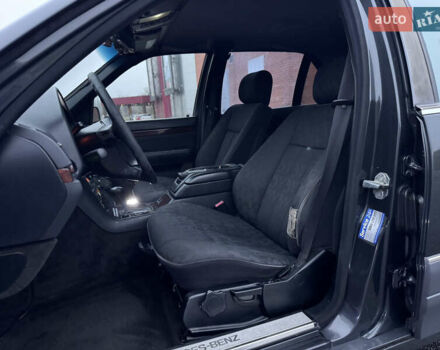 Черный Мерседес С Класс, объемом двигателя 3.2 л и пробегом 410 тыс. км за 7800 $, фото 51 на Automoto.ua