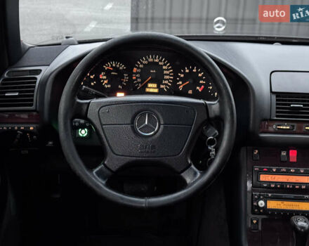 Черный Мерседес С Класс, объемом двигателя 3.2 л и пробегом 410 тыс. км за 7800 $, фото 28 на Automoto.ua